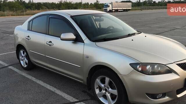 Мазда 3, объемом двигателя 1.6 л и пробегом 228 тыс. км за 5400 $, фото 1 на Automoto.ua