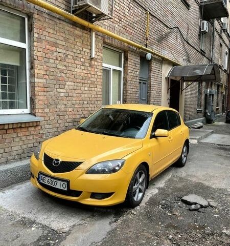 Желтый Мазда 3, объемом двигателя 1.6 л и пробегом 175 тыс. км за 3000 $, фото 1 на Automoto.ua