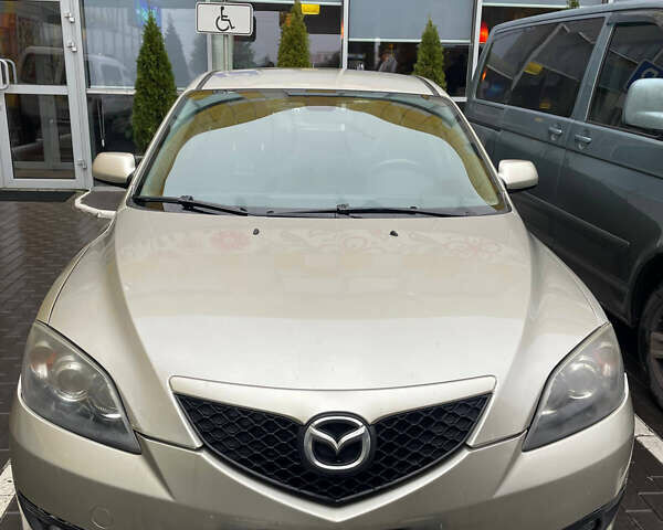 Жовтий Мазда 3, об'ємом двигуна 1.6 л та пробігом 276 тис. км за 4050 $, фото 1 на Automoto.ua