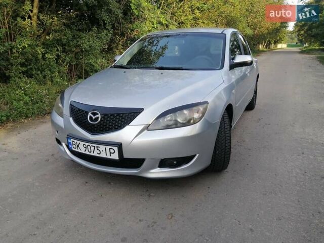 Сірий Мазда 3, об'ємом двигуна 1.6 л та пробігом 283 тис. км за 3650 $, фото 1 на Automoto.ua