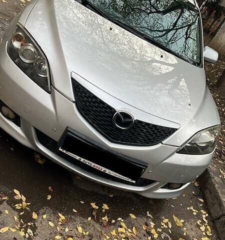 Серый Мазда 3, объемом двигателя 2 л и пробегом 212 тыс. км за 4500 $, фото 1 на Automoto.ua