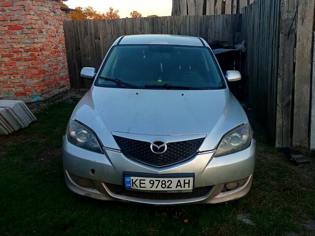 Серый Мазда 3, объемом двигателя 2 л и пробегом 280 тыс. км за 1500 $, фото 1 на Automoto.ua