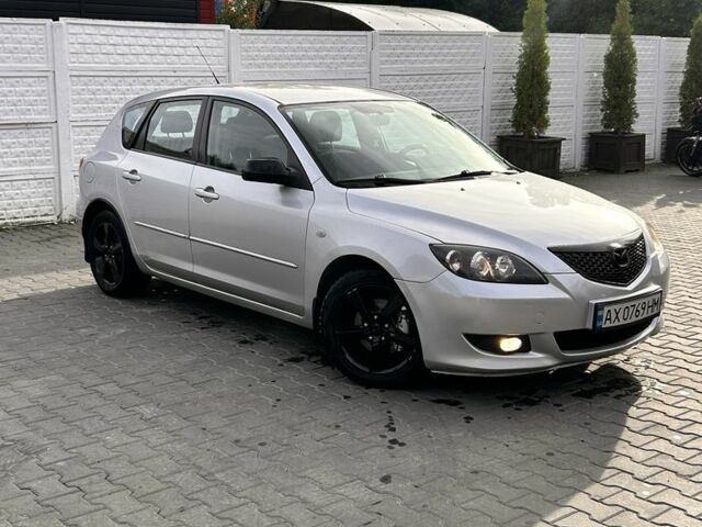 Серый Мазда 3, объемом двигателя 1.6 л и пробегом 318 тыс. км за 3600 $, фото 1 на Automoto.ua