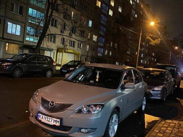 Сірий Мазда 3, об'ємом двигуна 1.6 л та пробігом 283 тис. км за 4000 $, фото 1 на Automoto.ua