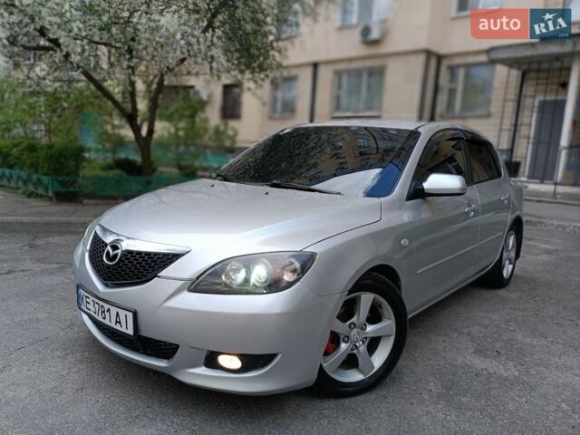 Серый Мазда 3, объемом двигателя 1.6 л и пробегом 350 тыс. км за 4200 $, фото 1 на Automoto.ua