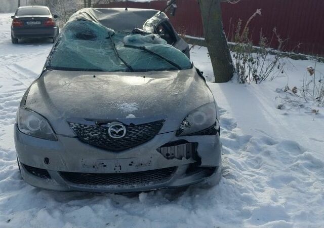 Сірий Мазда 3, об'ємом двигуна 1.3 л та пробігом 193 тис. км за 1200 $, фото 1 на Automoto.ua