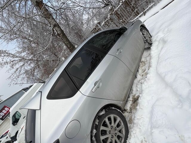 Сірий Мазда 3, об'ємом двигуна 1.6 л та пробігом 235 тис. км за 3131 $, фото 1 на Automoto.ua