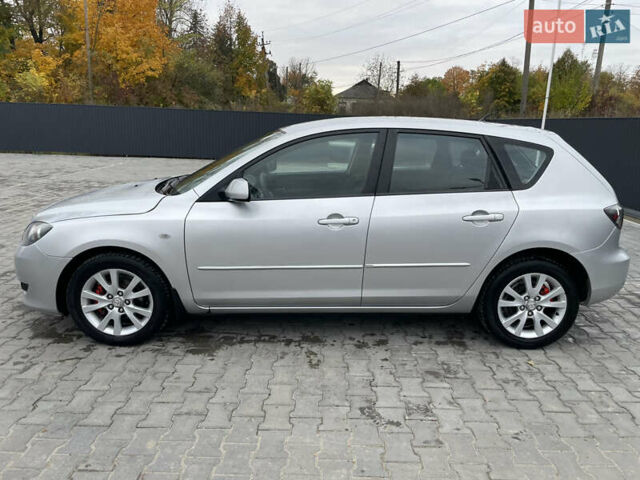 Сірий Мазда 3, об'ємом двигуна 1.6 л та пробігом 238 тис. км за 3900 $, фото 1 на Automoto.ua