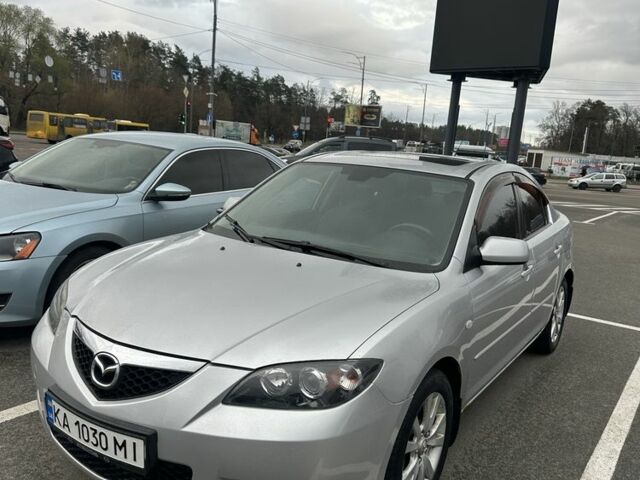 Сірий Мазда 3, об'ємом двигуна 1.6 л та пробігом 237 тис. км за 4300 $, фото 1 на Automoto.ua