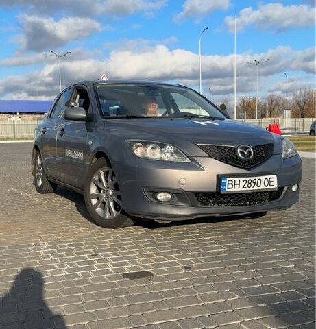 Серый Мазда 3, объемом двигателя 1.6 л и пробегом 300 тыс. км за 4678 $, фото 1 на Automoto.ua