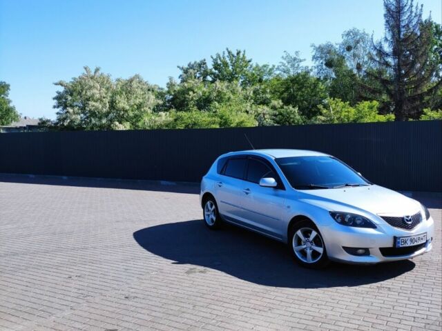 Сірий Мазда 3, об'ємом двигуна 1.56 л та пробігом 370 тис. км за 3900 $, фото 1 на Automoto.ua