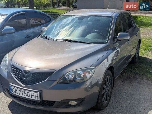 Серый Мазда 3, объемом двигателя 1.6 л и пробегом 171 тыс. км за 5200 $, фото 1 на Automoto.ua