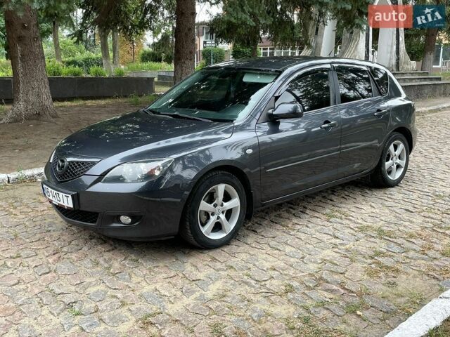 Сірий Мазда 3, об'ємом двигуна 1.6 л та пробігом 285 тис. км за 4100 $, фото 1 на Automoto.ua