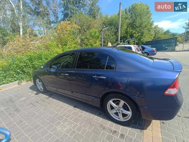 Серый Мазда 3, объемом двигателя 1.6 л и пробегом 150 тыс. км за 5220 $, фото 1 на Automoto.ua