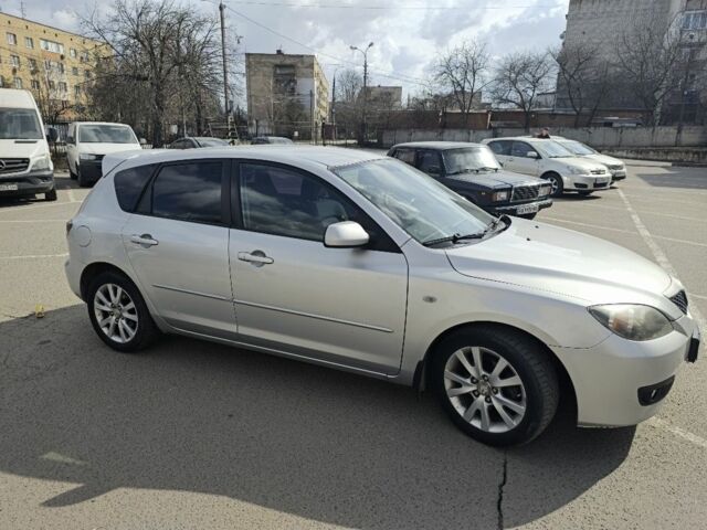 Серый Мазда 3, объемом двигателя 1.6 л и пробегом 180 тыс. км за 4200 $, фото 1 на Automoto.ua