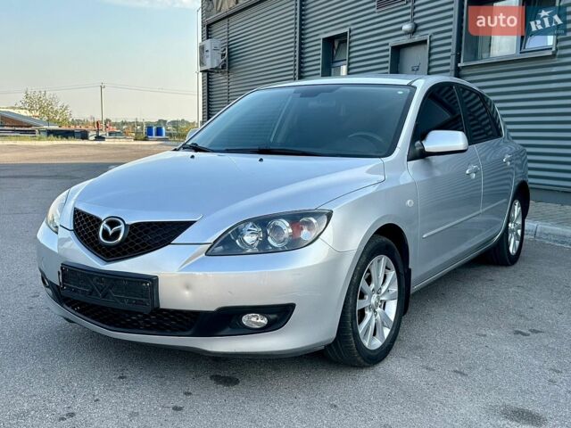 Серый Мазда 3, объемом двигателя 1.6 л и пробегом 285 тыс. км за 4999 $, фото 1 на Automoto.ua