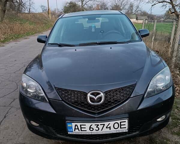 Серый Мазда 3, объемом двигателя 1.6 л и пробегом 297 тыс. км за 4600 $, фото 1 на Automoto.ua