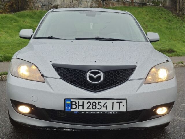 Сірий Мазда 3, об'ємом двигуна 1.6 л та пробігом 303 тис. км за 5500 $, фото 1 на Automoto.ua