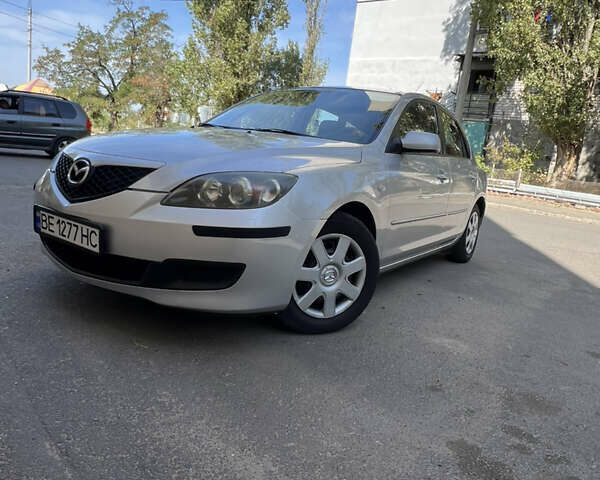 Сірий Мазда 3, об'ємом двигуна 1.6 л та пробігом 240 тис. км за 5400 $, фото 1 на Automoto.ua