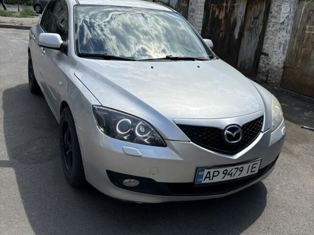 Сірий Мазда 3, об'ємом двигуна 1.6 л та пробігом 272 тис. км за 4000 $, фото 1 на Automoto.ua