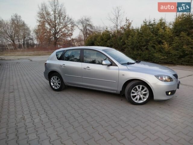 Сірий Мазда 3, об'ємом двигуна 2 л та пробігом 240 тис. км за 4800 $, фото 1 на Automoto.ua