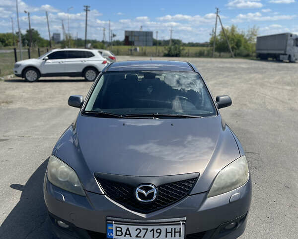 Сірий Мазда 3, об'ємом двигуна 1.6 л та пробігом 290 тис. км за 5200 $, фото 1 на Automoto.ua