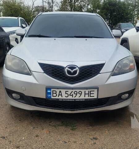 Сірий Мазда 3, об'ємом двигуна 1.56 л та пробігом 300 тис. км за 5300 $, фото 1 на Automoto.ua