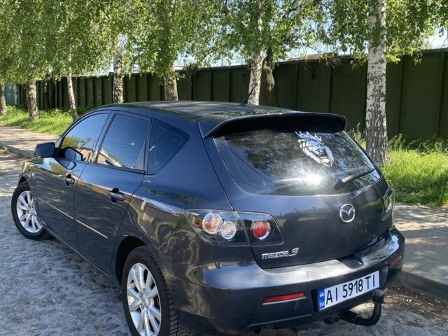 Серый Мазда 3, объемом двигателя 1.6 л и пробегом 300 тыс. км за 4400 $, фото 1 на Automoto.ua