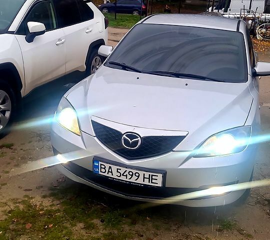 Серый Мазда 3, объемом двигателя 1.6 л и пробегом 31500 тыс. км за 4700 $, фото 1 на Automoto.ua