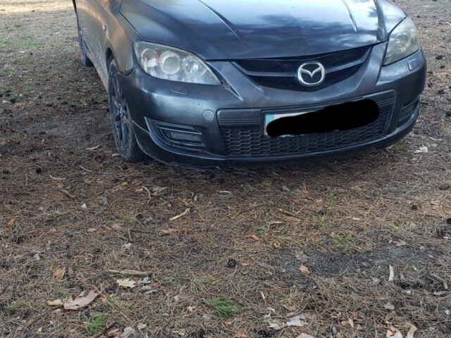 Серый Мазда 3, объемом двигателя 0 л и пробегом 300 тыс. км за 3500 $, фото 1 на Automoto.ua