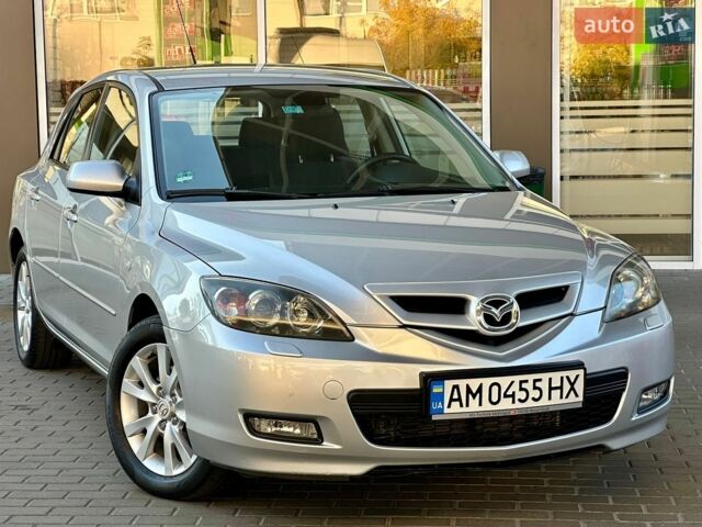 Серый Мазда 3, объемом двигателя 1.6 л и пробегом 170 тыс. км за 6850 $, фото 1 на Automoto.ua