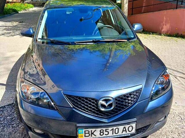 Серый Мазда 3, объемом двигателя 1.6 л и пробегом 210 тыс. км за 6300 $, фото 1 на Automoto.ua