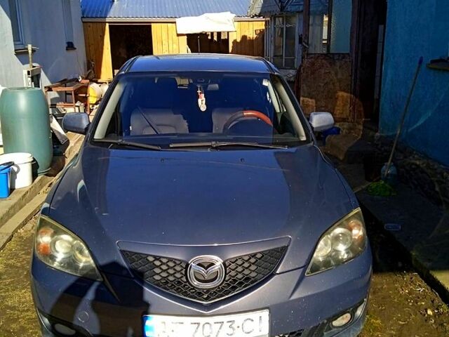 Серый Мазда 3, объемом двигателя 1.6 л и пробегом 223 тыс. км за 4800 $, фото 1 на Automoto.ua