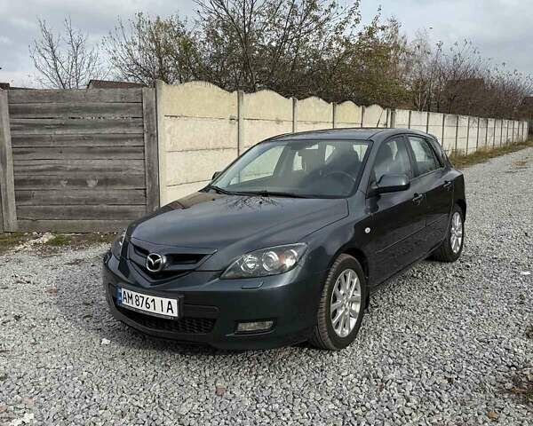 Серый Мазда 3, объемом двигателя 1.6 л и пробегом 235 тыс. км за 6200 $, фото 1 на Automoto.ua