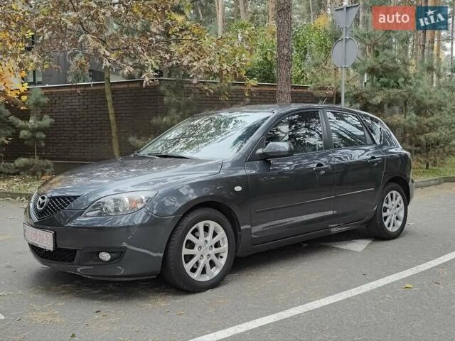 Серый Мазда 3, объемом двигателя 1.6 л и пробегом 191 тыс. км за 5500 $, фото 1 на Automoto.ua