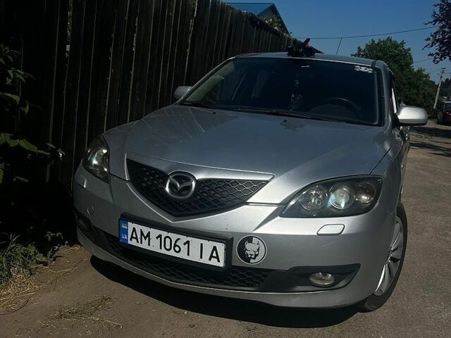 Сірий Мазда 3, об'ємом двигуна 1.6 л та пробігом 270 тис. км за 4200 $, фото 1 на Automoto.ua