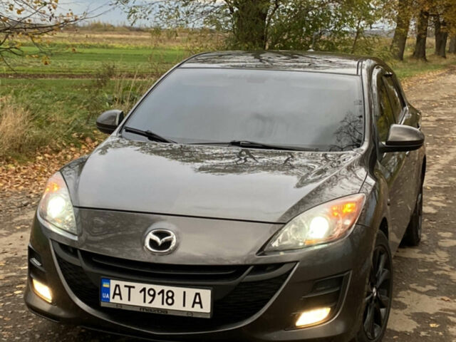 Сірий Мазда 3, об'ємом двигуна 1.56 л та пробігом 260 тис. км за 6500 $, фото 1 на Automoto.ua