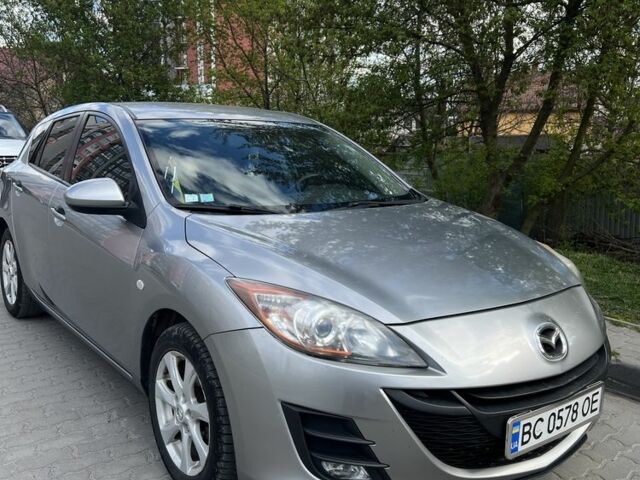 Серый Мазда 3, объемом двигателя 1.6 л и пробегом 310 тыс. км за 5800 $, фото 1 на Automoto.ua