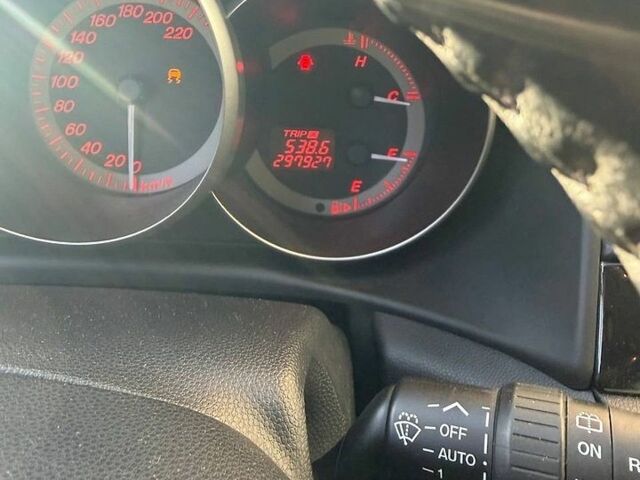 Сірий Мазда 3, об'ємом двигуна 2 л та пробігом 298 тис. км за 4999 $, фото 1 на Automoto.ua