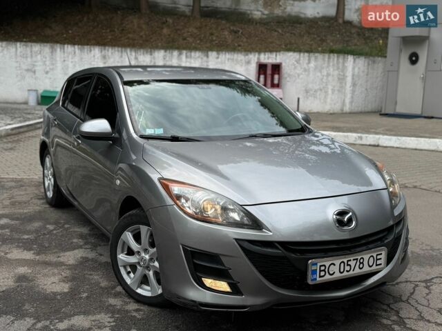 Сірий Мазда 3, об'ємом двигуна 1.56 л та пробігом 300 тис. км за 5400 $, фото 1 на Automoto.ua