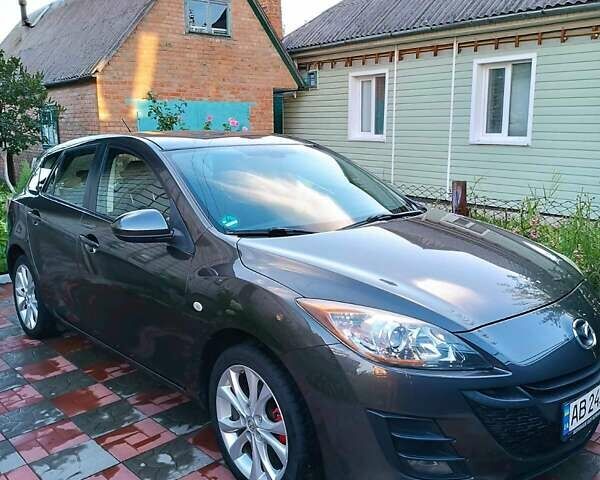 Серый Мазда 3, объемом двигателя 1.6 л и пробегом 150 тыс. км за 7850 $, фото 1 на Automoto.ua