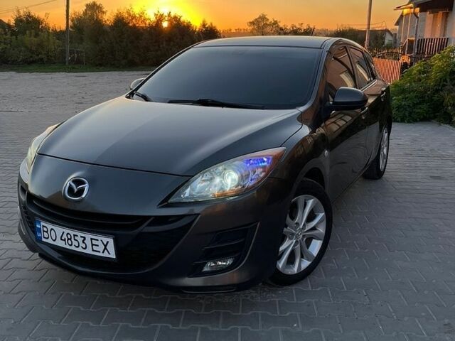 Сірий Мазда 3, об'ємом двигуна 1.56 л та пробігом 265 тис. км за 5800 $, фото 1 на Automoto.ua