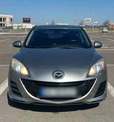 Серый Мазда 3, объемом двигателя 1.6 л и пробегом 192 тыс. км за 7500 $, фото 1 на Automoto.ua
