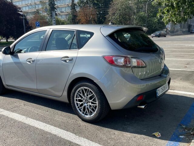 Сірий Мазда 3, об'ємом двигуна 1.6 л та пробігом 240 тис. км за 6713 $, фото 1 на Automoto.ua