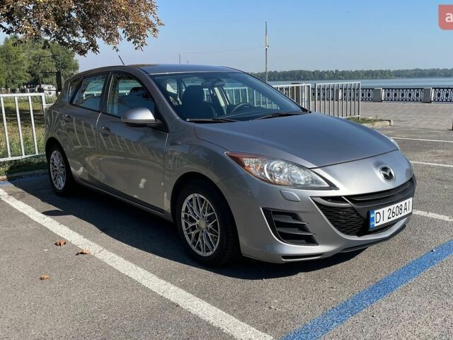Сірий Мазда 3, об'ємом двигуна 1.6 л та пробігом 240 тис. км за 6700 $, фото 1 на Automoto.ua