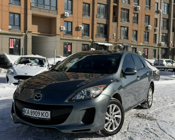Серый Мазда 3, объемом двигателя 2 л и пробегом 219 тыс. км за 7900 $, фото 1 на Automoto.ua