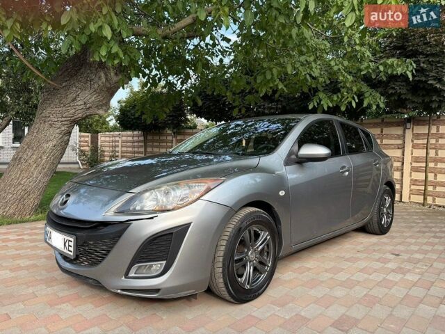 Сірий Мазда 3, об'ємом двигуна 1.6 л та пробігом 184 тис. км за 7100 $, фото 1 на Automoto.ua
