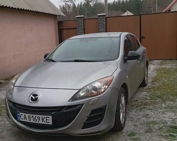 Серый Мазда 3, объемом двигателя 1.6 л и пробегом 215 тыс. км за 6300 $, фото 1 на Automoto.ua