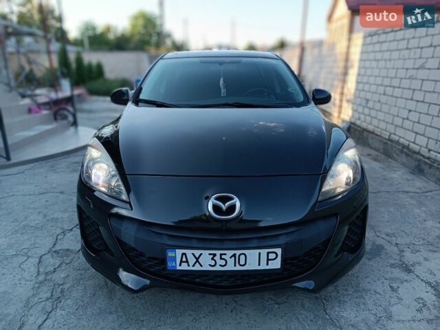 Сірий Мазда 3, об'ємом двигуна 1.6 л та пробігом 280 тис. км за 6000 $, фото 1 на Automoto.ua