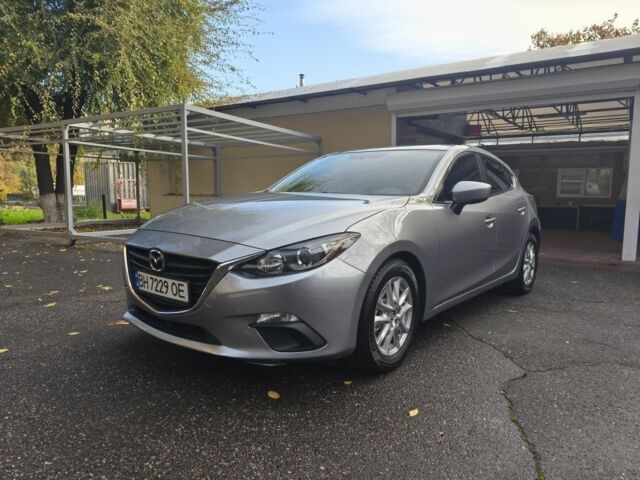 Серый Мазда 3, объемом двигателя 2 л и пробегом 61 тыс. км за 9999 $, фото 1 на Automoto.ua